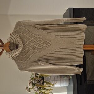 OLSEN EUROPE turtleneck, long sleeve, knit pattern 80% cotton, cozy, career, 10